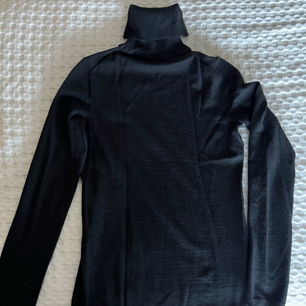 Theory Wool Turtleneck Sweater